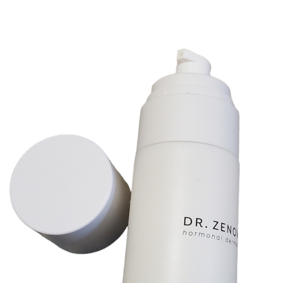 Dr. Zenovia Clear Complexion 10% Benzoyl Peroxide Acne Cleanser - Picture 3 of 6